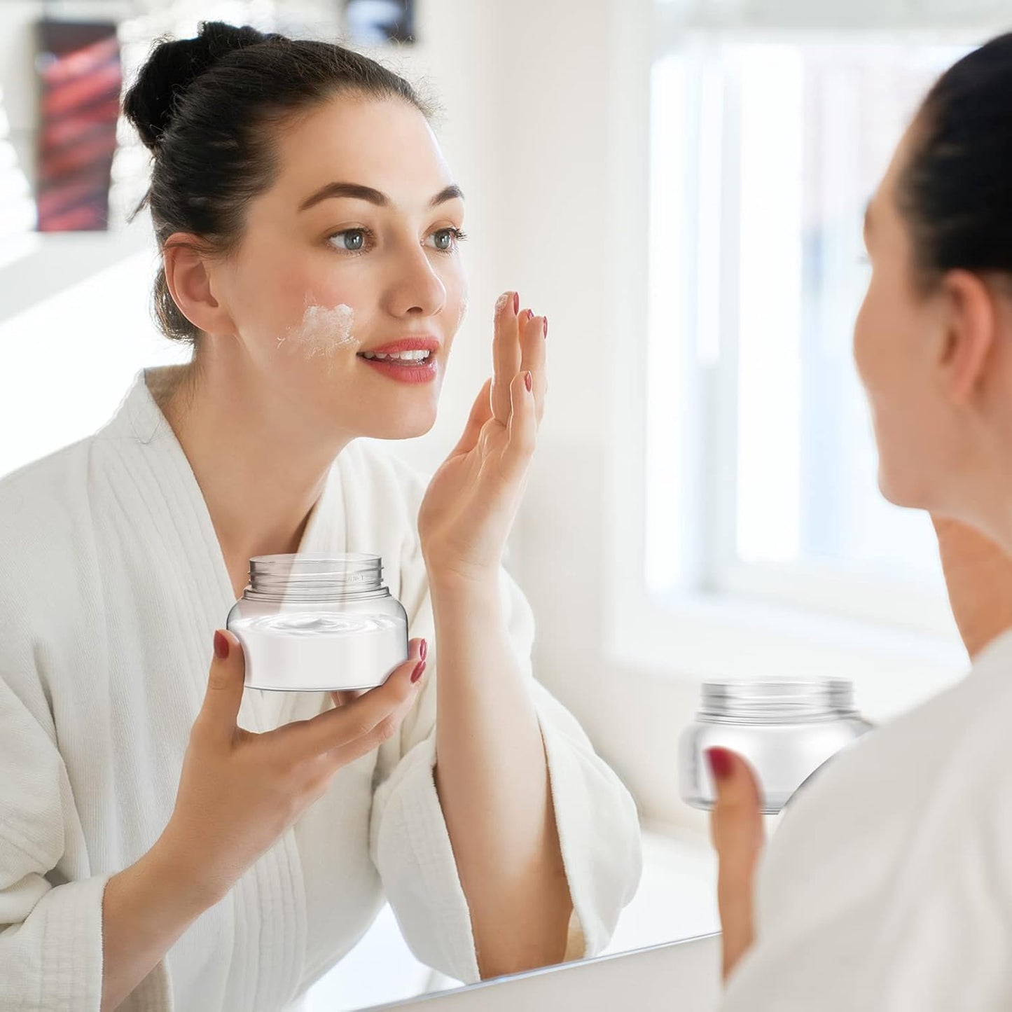 Tessco 24 Pack Plastic Jars with Lids Labels Empty Clear Plastic Jars Round Refillable Cosmetic Containers Body Butter Containers Bulk Sugar Scrub Bottle for Make Up (8 oz,Clear, Black)