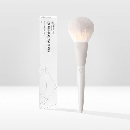 Snow Fox Skincare Fox Tail Loose Powder Brush for Fast Powder Application